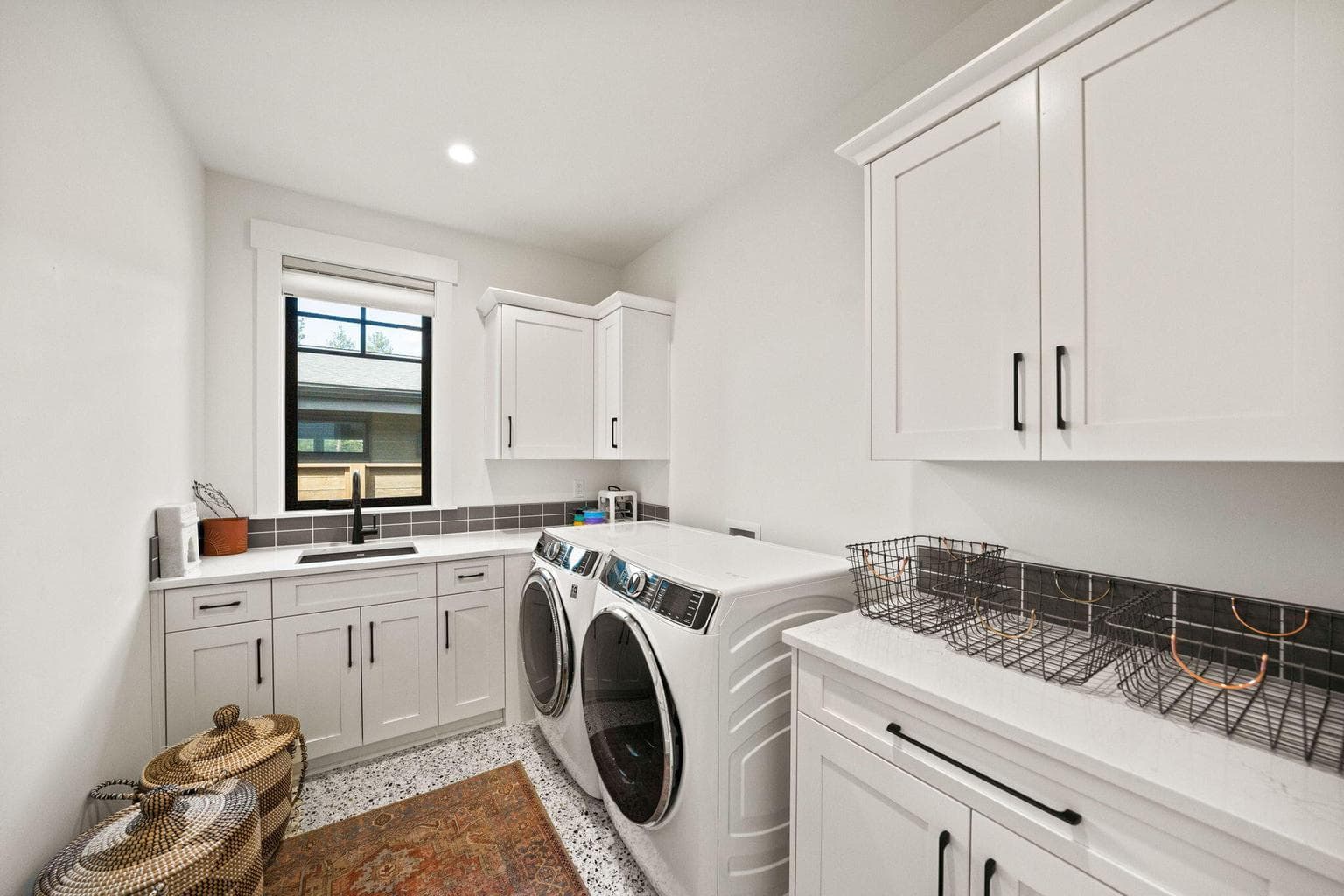 Photo of 3158 NW Strickland Way 24 of 43