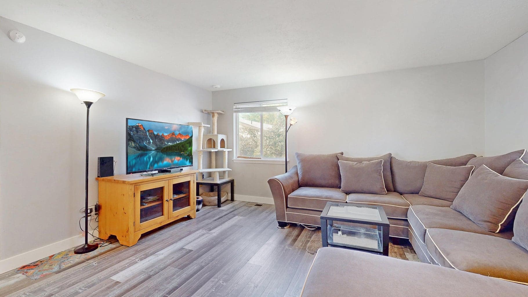 Photo of 2015 SW 20th Street 8 of 26