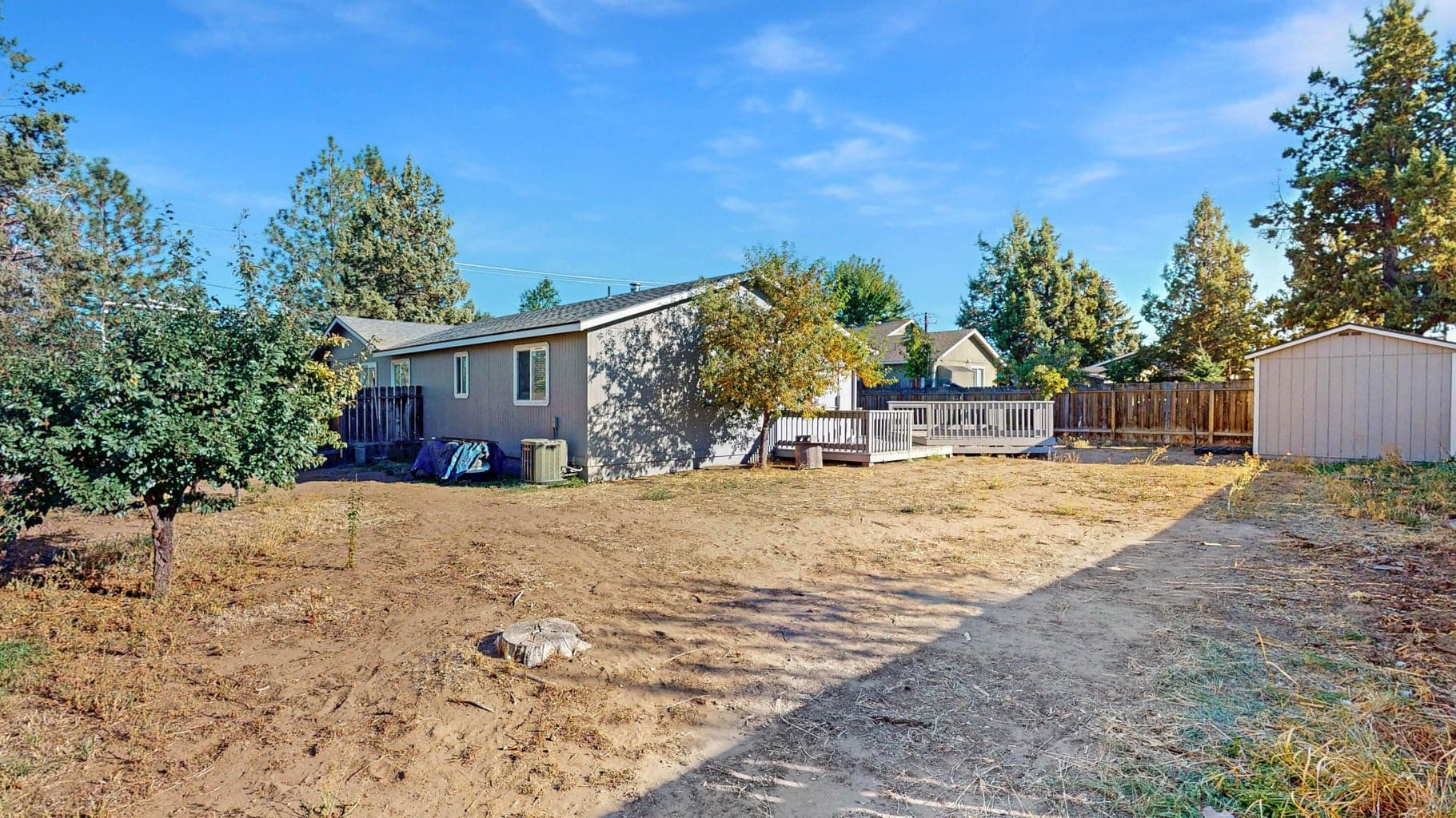 Photo of 2015 SW 20th Street 26 of 26