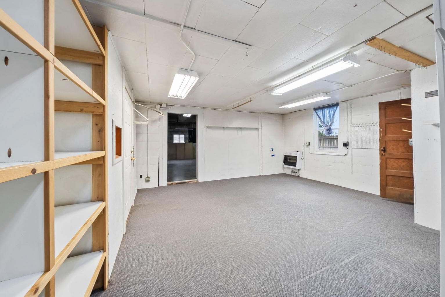 Photo of 2377 N Main Street 32 of 43