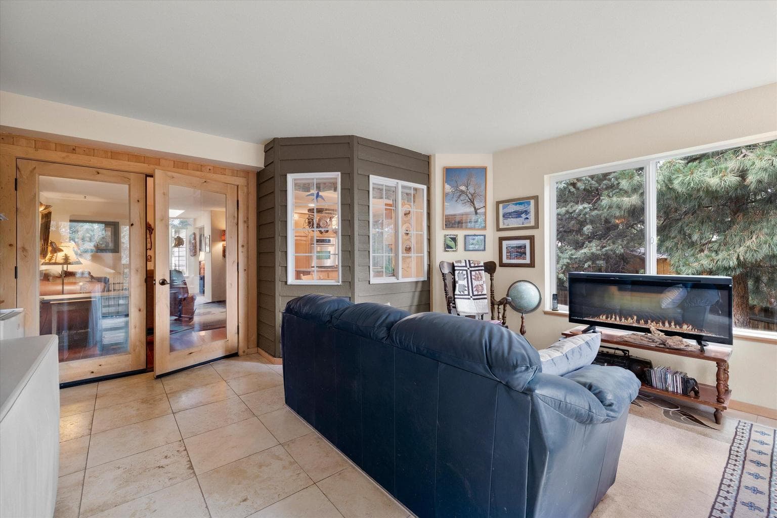 Photo of 1622 NE Parkridge Drive 17 of 41