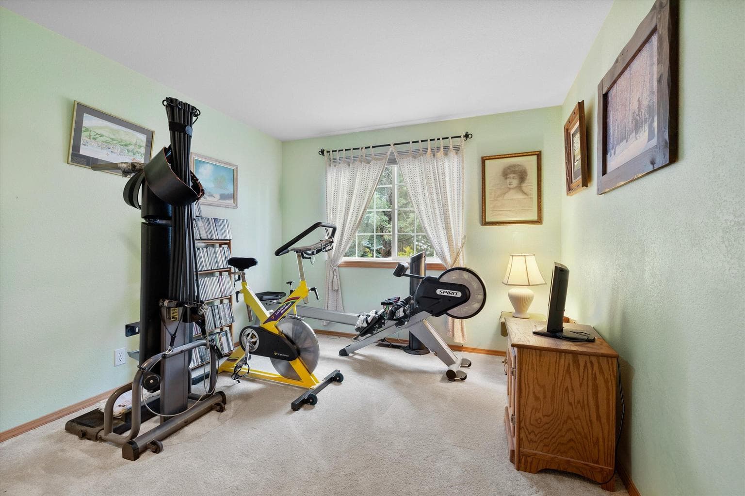 Photo of 1622 NE Parkridge Drive 26 of 41
