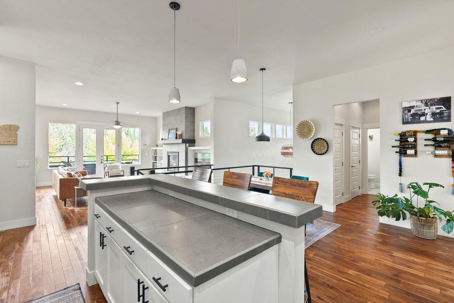 Photo of 2742 NW Rainbow Ridge Drive 23 of 127