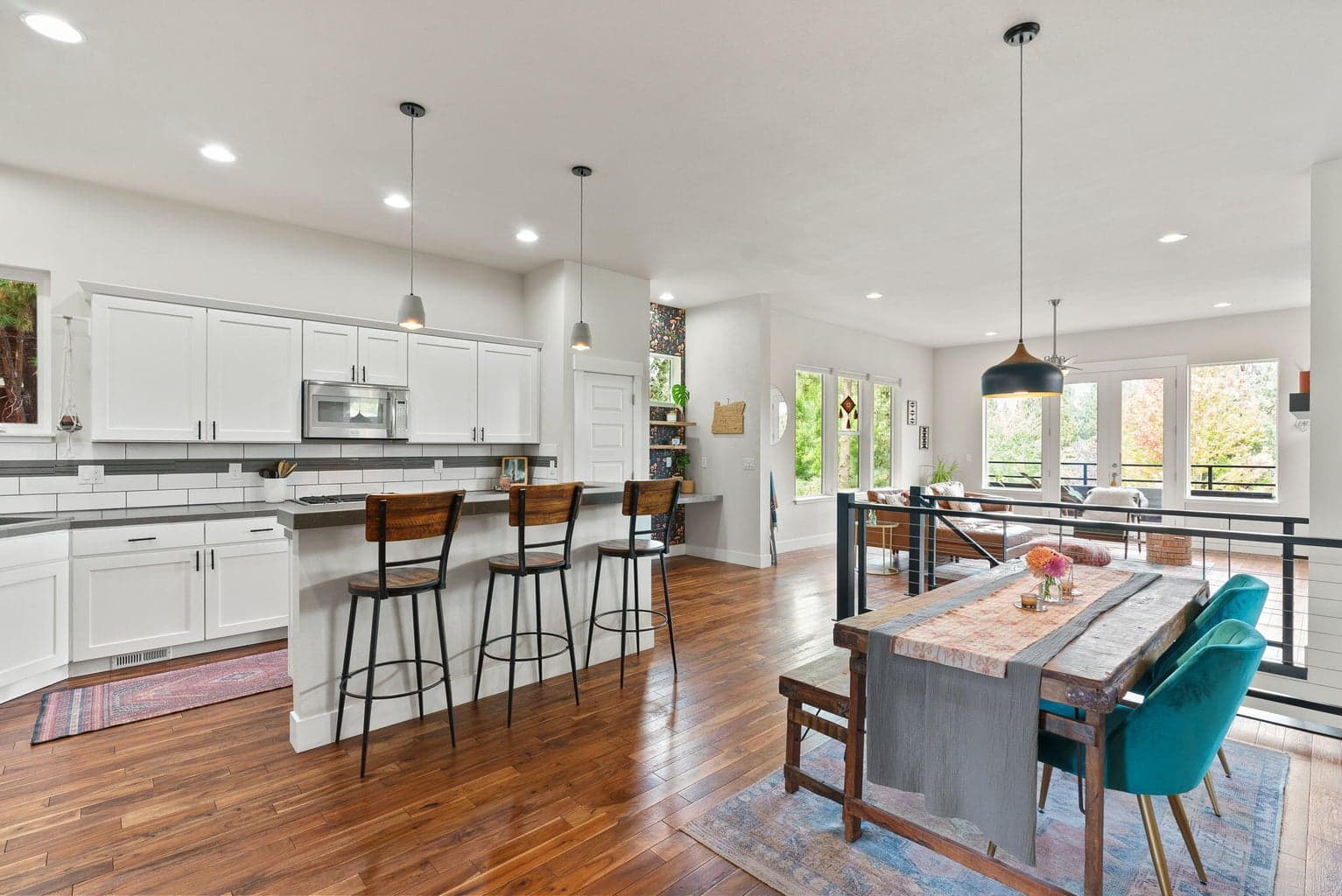 Photo of 2742 NW Rainbow Ridge Drive 25 of 127