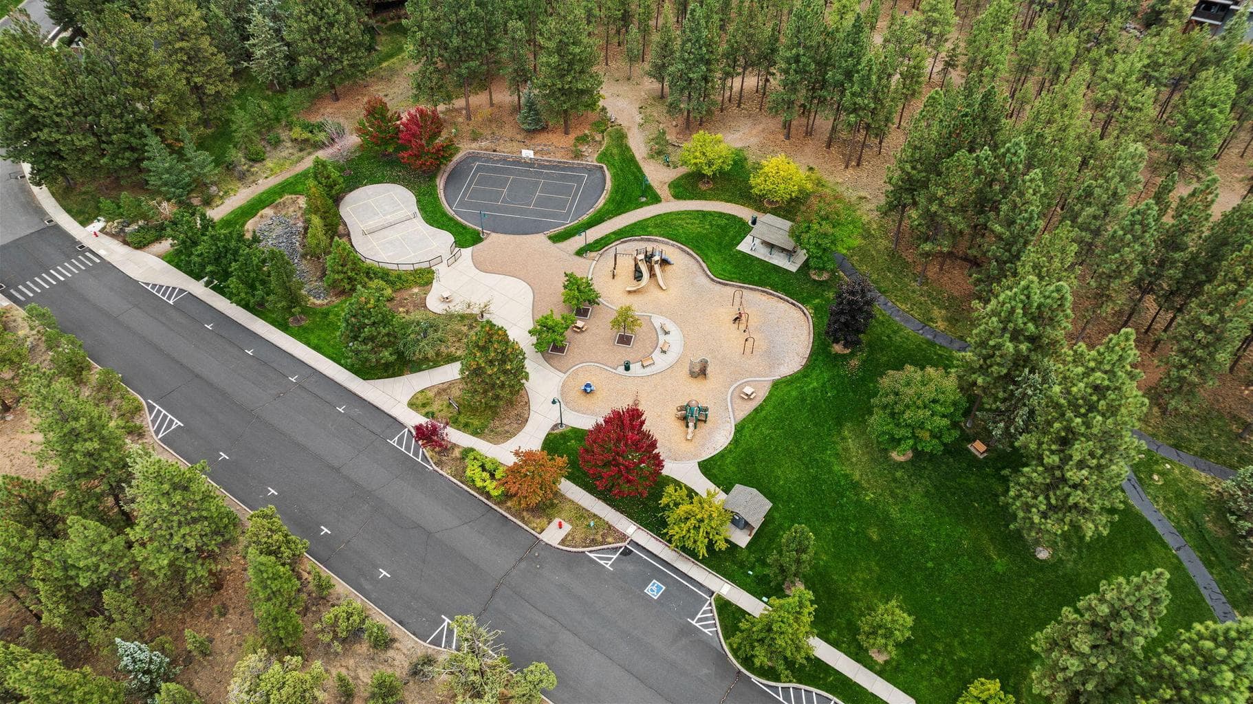 Photo of 2742 NW Rainbow Ridge Drive 83 of 127