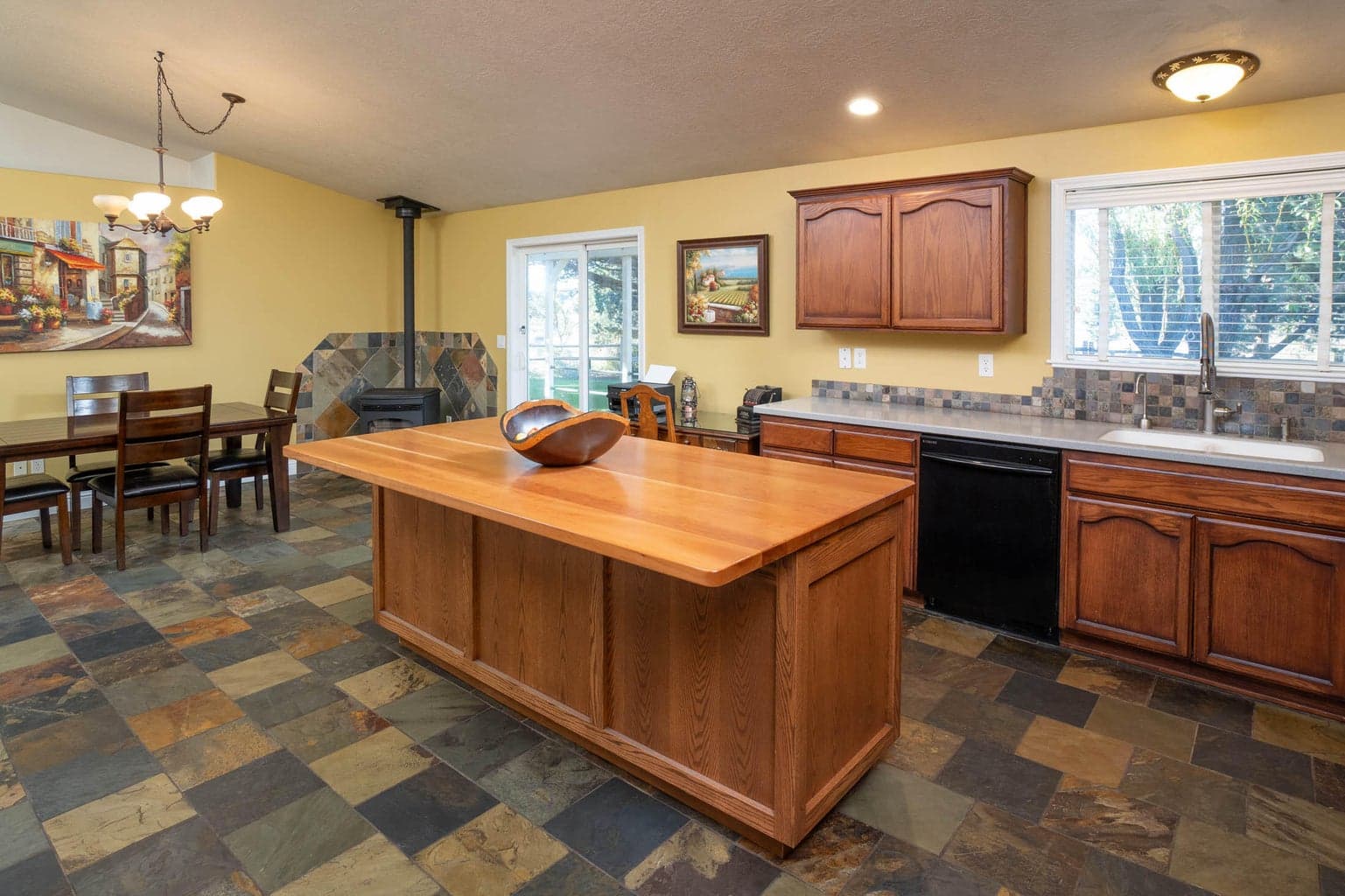 Photo of 25252 Raven Lane 11 of 28