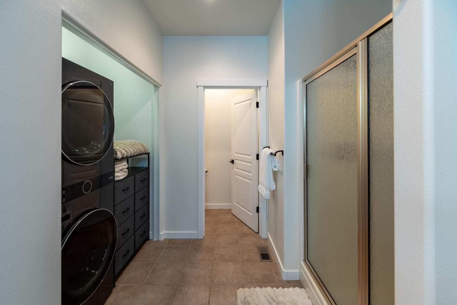 Photo of 10787 Village Loop 17 of 50