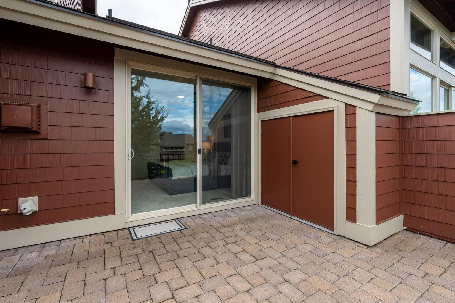 Photo of 10787 Village Loop 25 of 50
