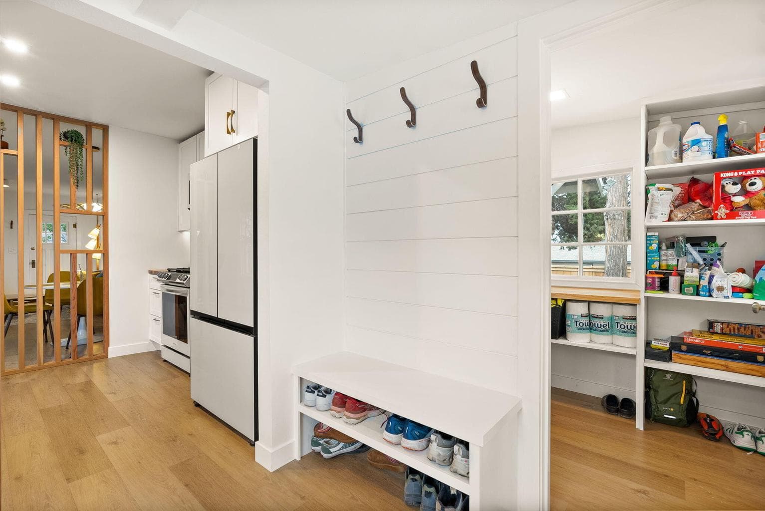 Photo of 1501 NW Newport Avenue 26 of 54