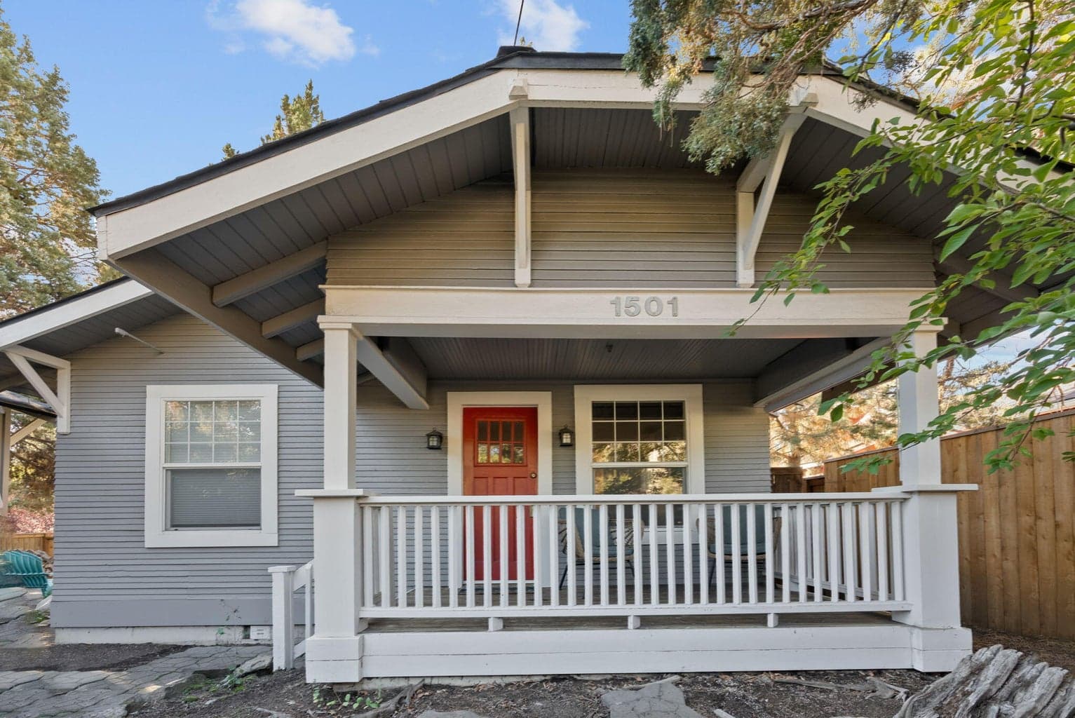 Photo of 1501 NW Newport Avenue 9 of 54