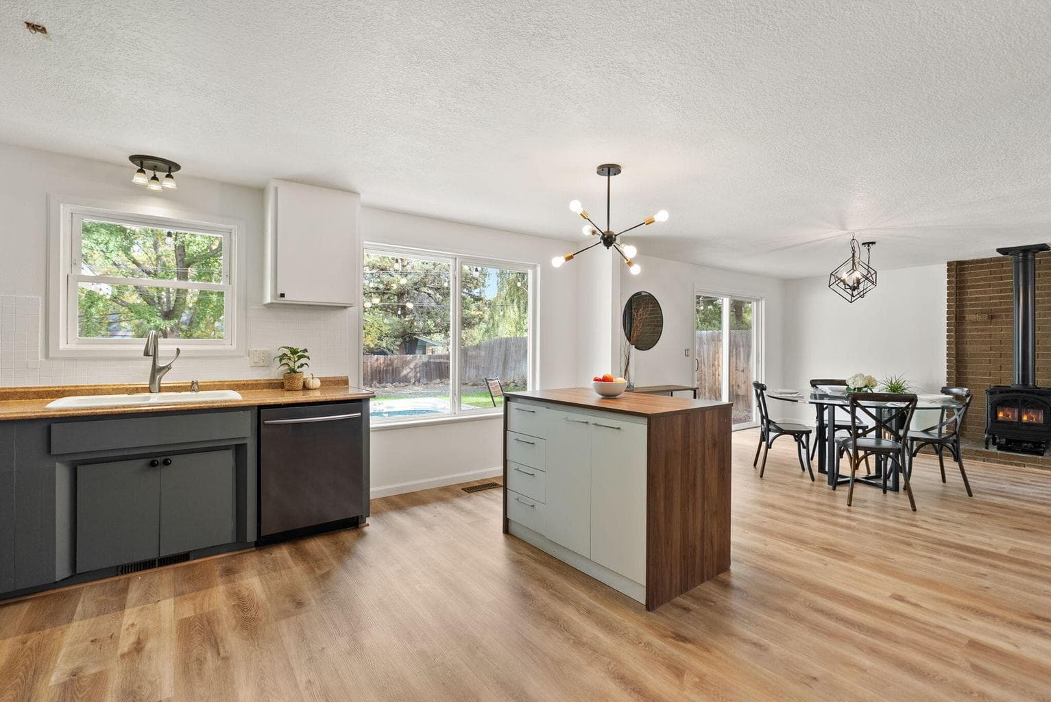 Open Kitchen 2858 NE Canyon Park Drive Midtown Bend