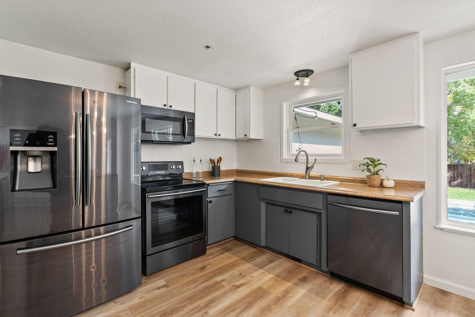 Open Kitchen 2858 NE Canyon Park Drive Midtown Bend