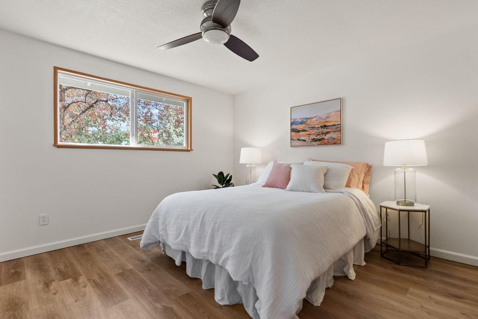 Primary Bedroom with private bath 2858 NE Canyon Park Drive Midtown Bend