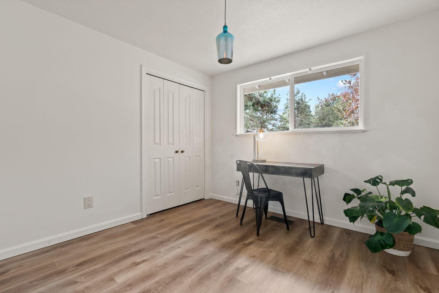 3rd Bedroom/Office 2858 NE Canyon Park Drive Midtown Bend