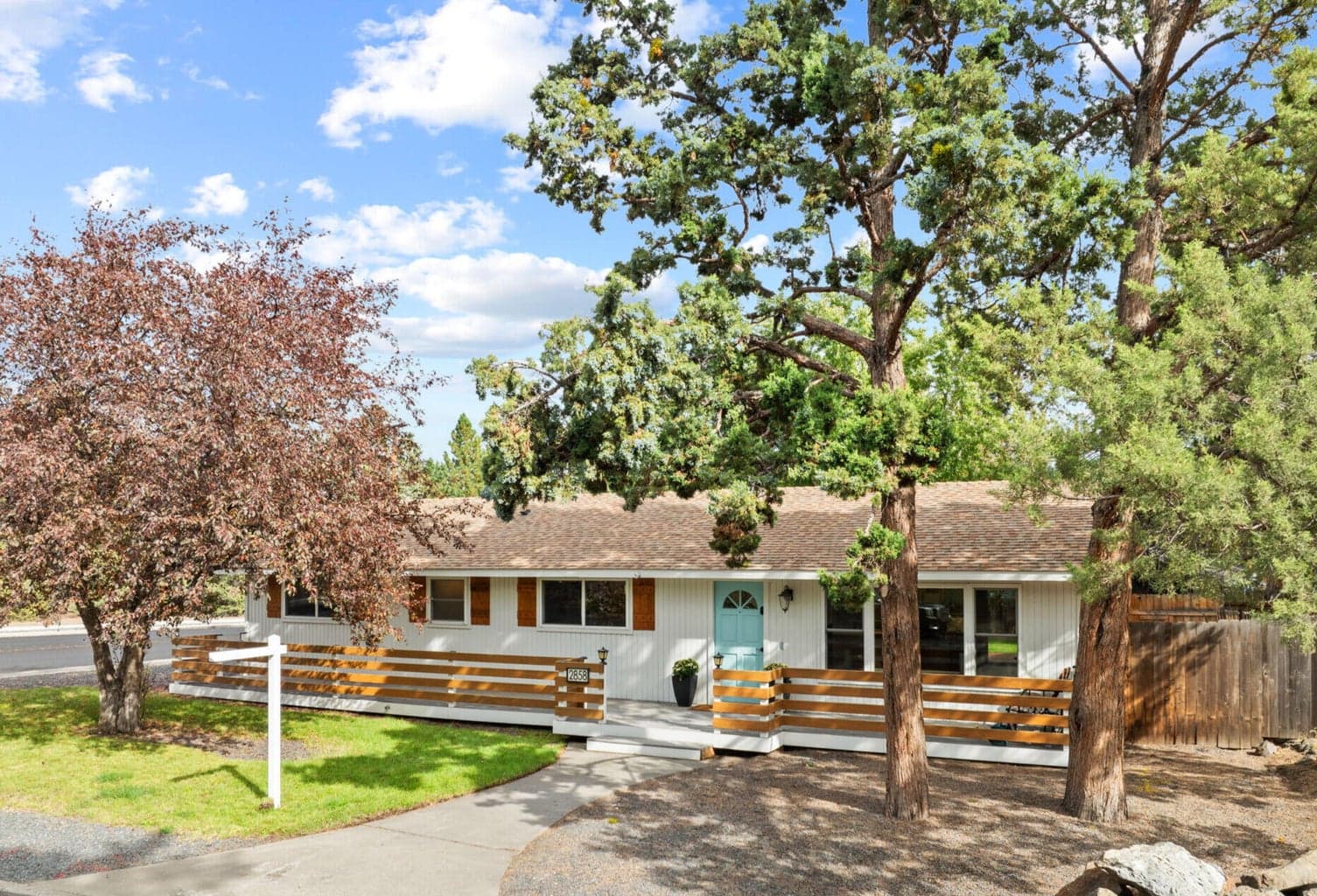 2858 NE Canyon Park Drive Midtown Bend Corner Lot