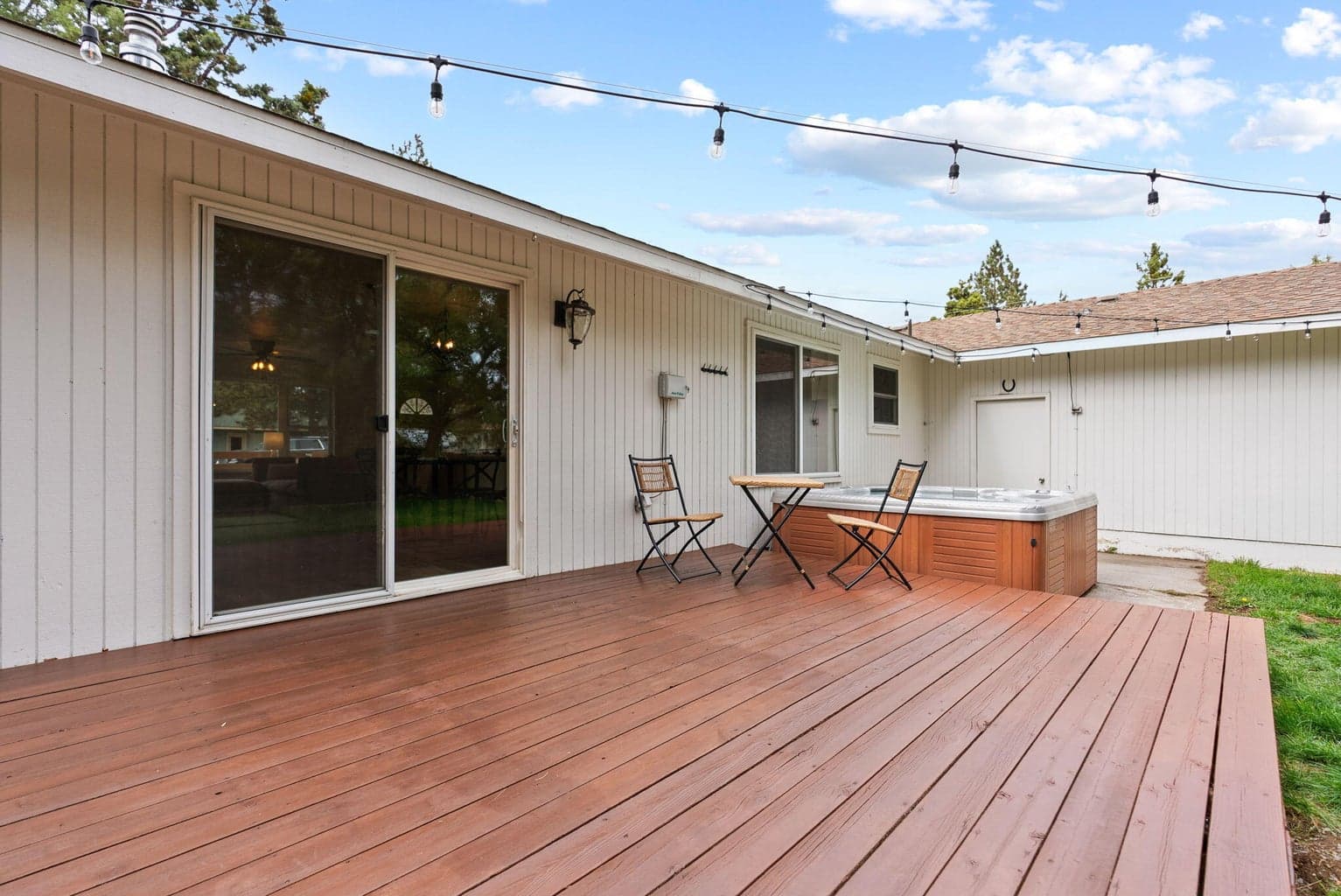 Back porch with hot tub 2858 NE Canyon Park Drive Midtown Bend