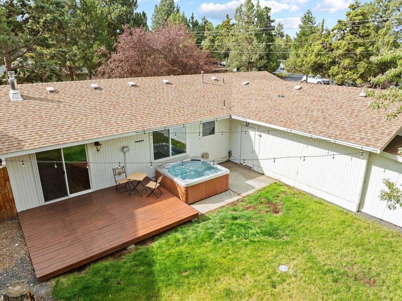 Photo of 2858 NE Canyon Park Drive 24 of 35