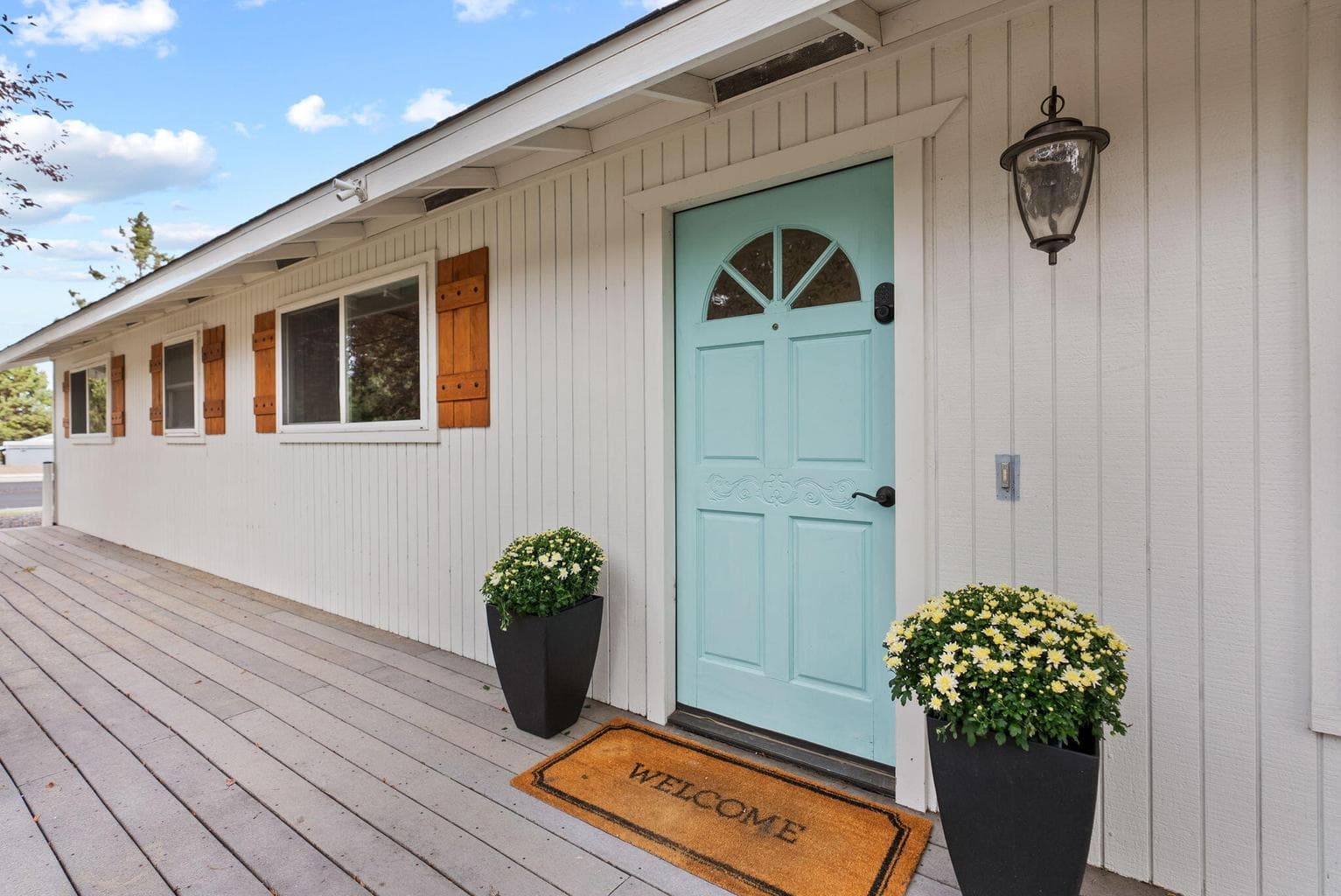 2858 NE Canyon Park Drive Midtown Bend Front Porch