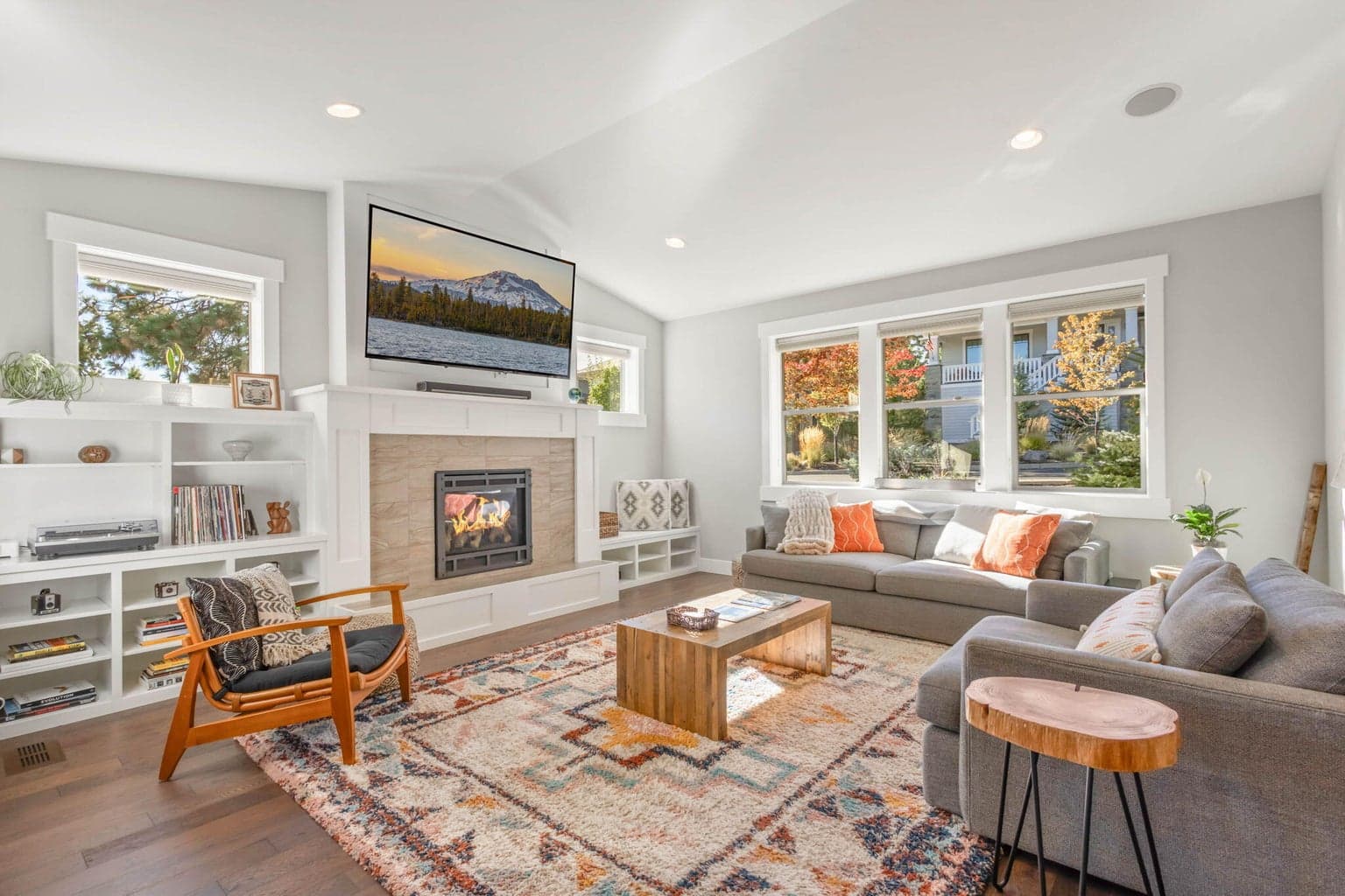 Photo of 2218 NW Lolo Drive 9 of 59
