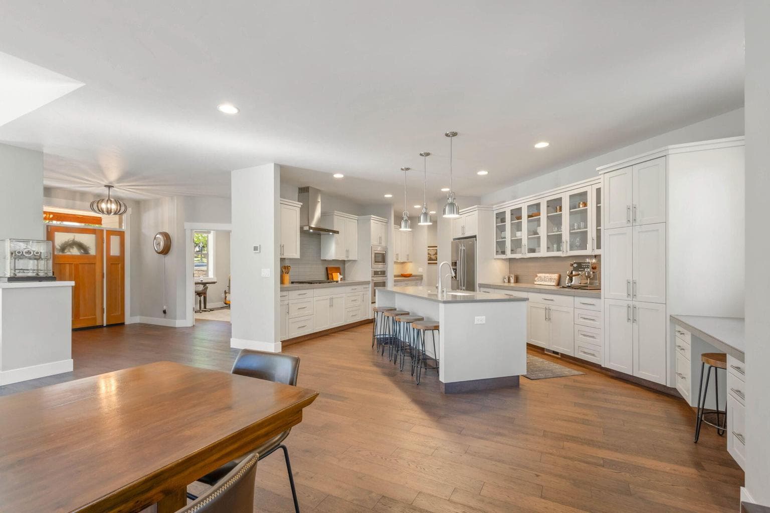 Photo of 2218 NW Lolo Drive 13 of 59