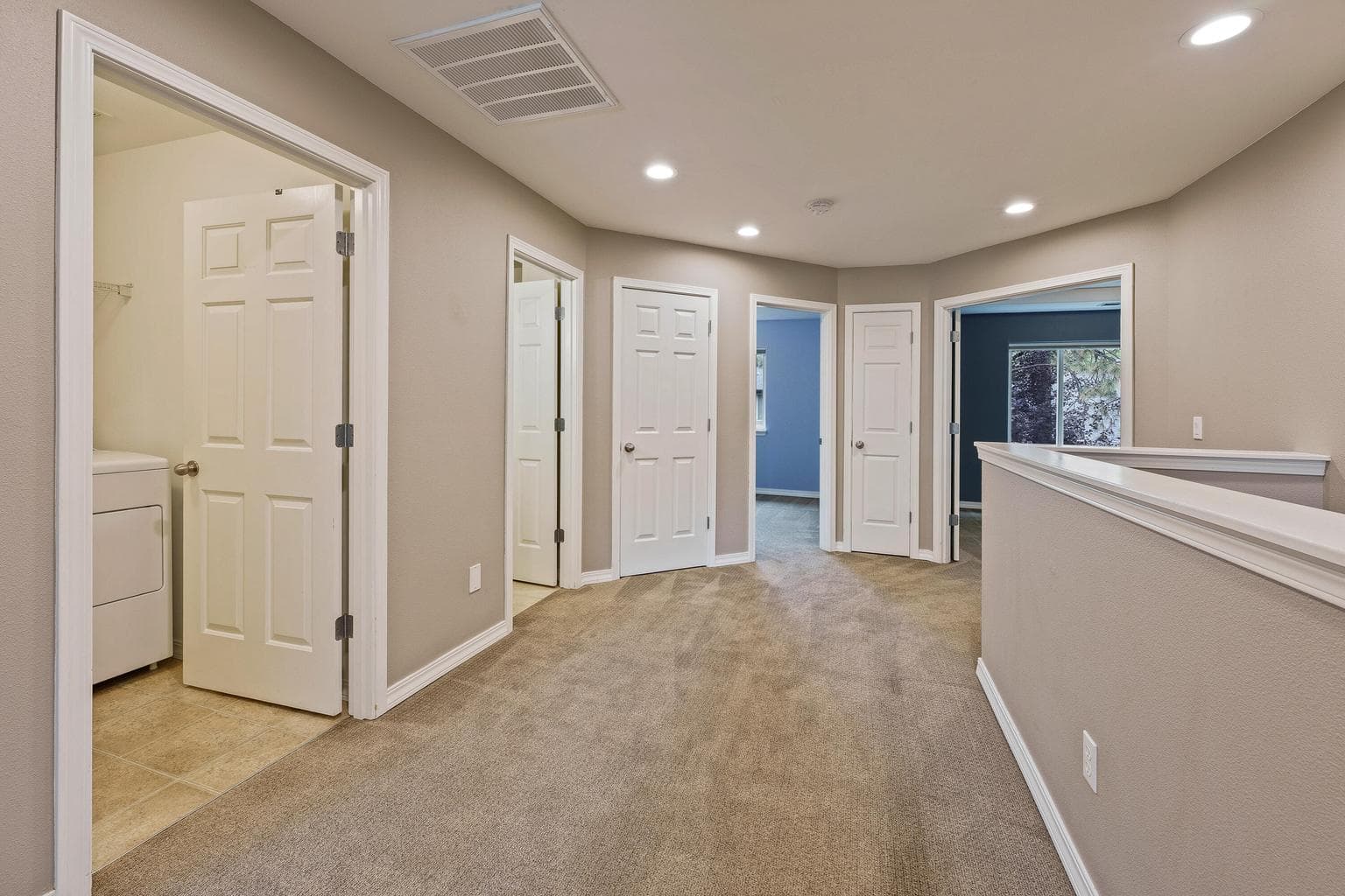 Photo of 61050 Snowbrush Drive 22 of 44