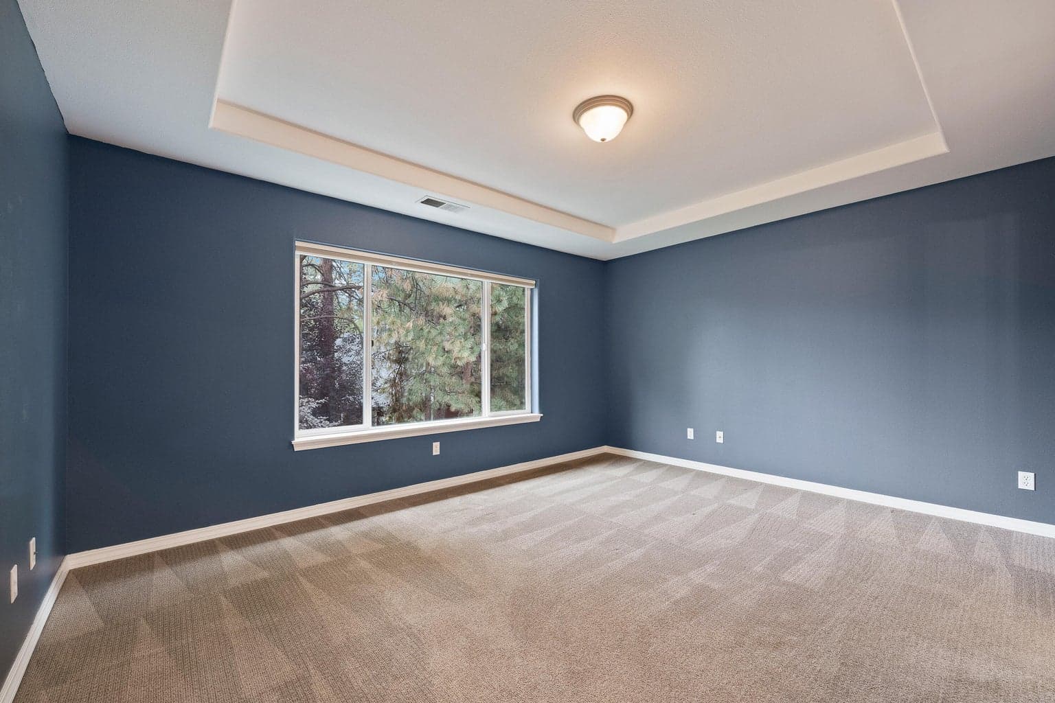 Photo of 61050 Snowbrush Drive 24 of 44