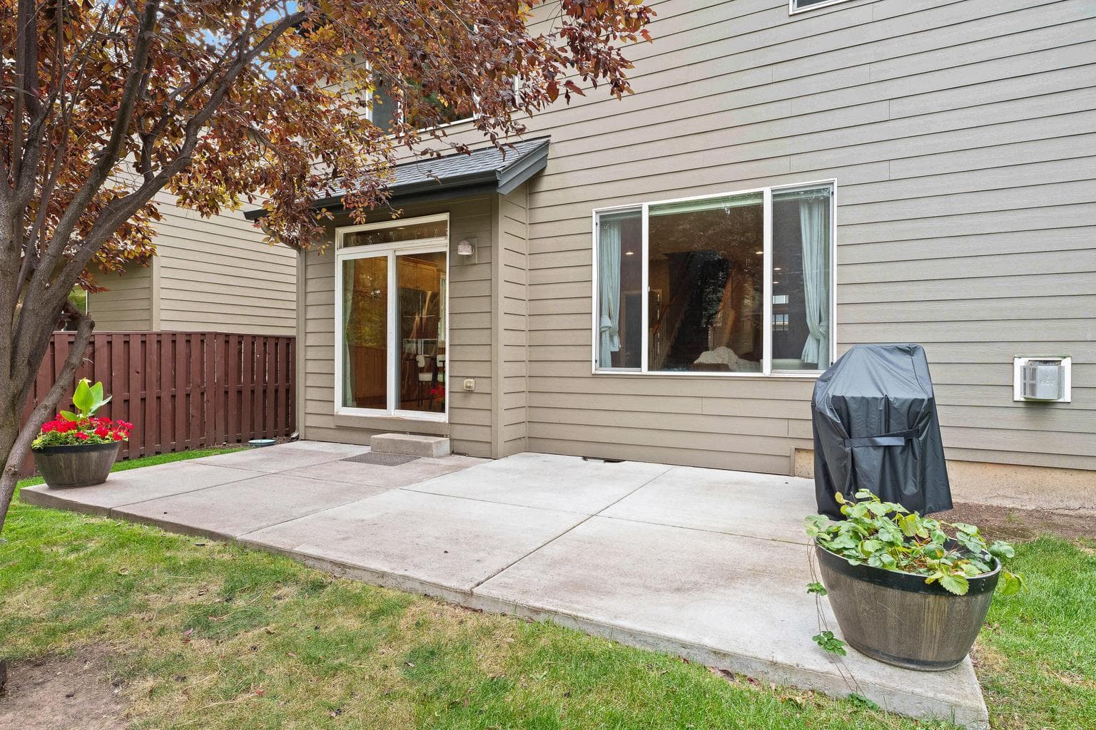 Photo of 61050 Snowbrush Drive 35 of 44