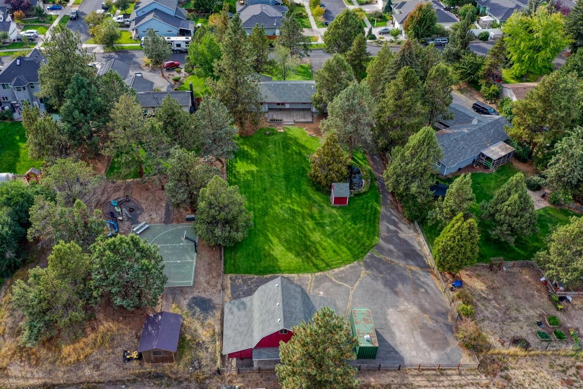 Photo of 61962 Rawhide Drive 7 of 26