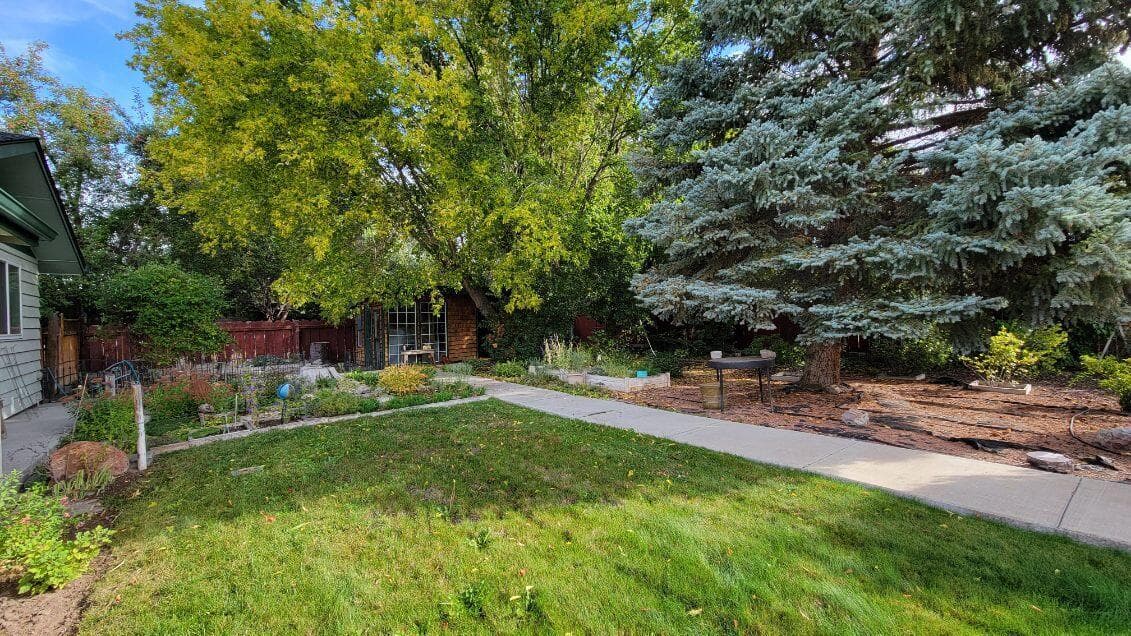 Photo of 320 SW Beaver Street 30 of 32