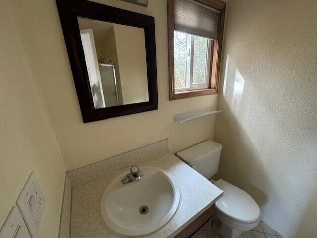 Photo of 1737 NE Wells Acres Road 11 of 22