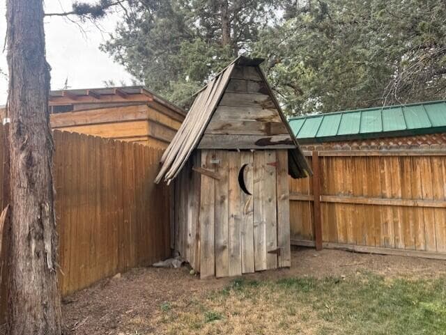 Photo of 1737 NE Wells Acres Road 20 of 22