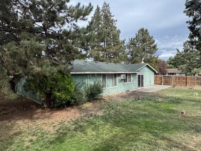 Photo of 1737 NE Wells Acres Road 21 of 22
