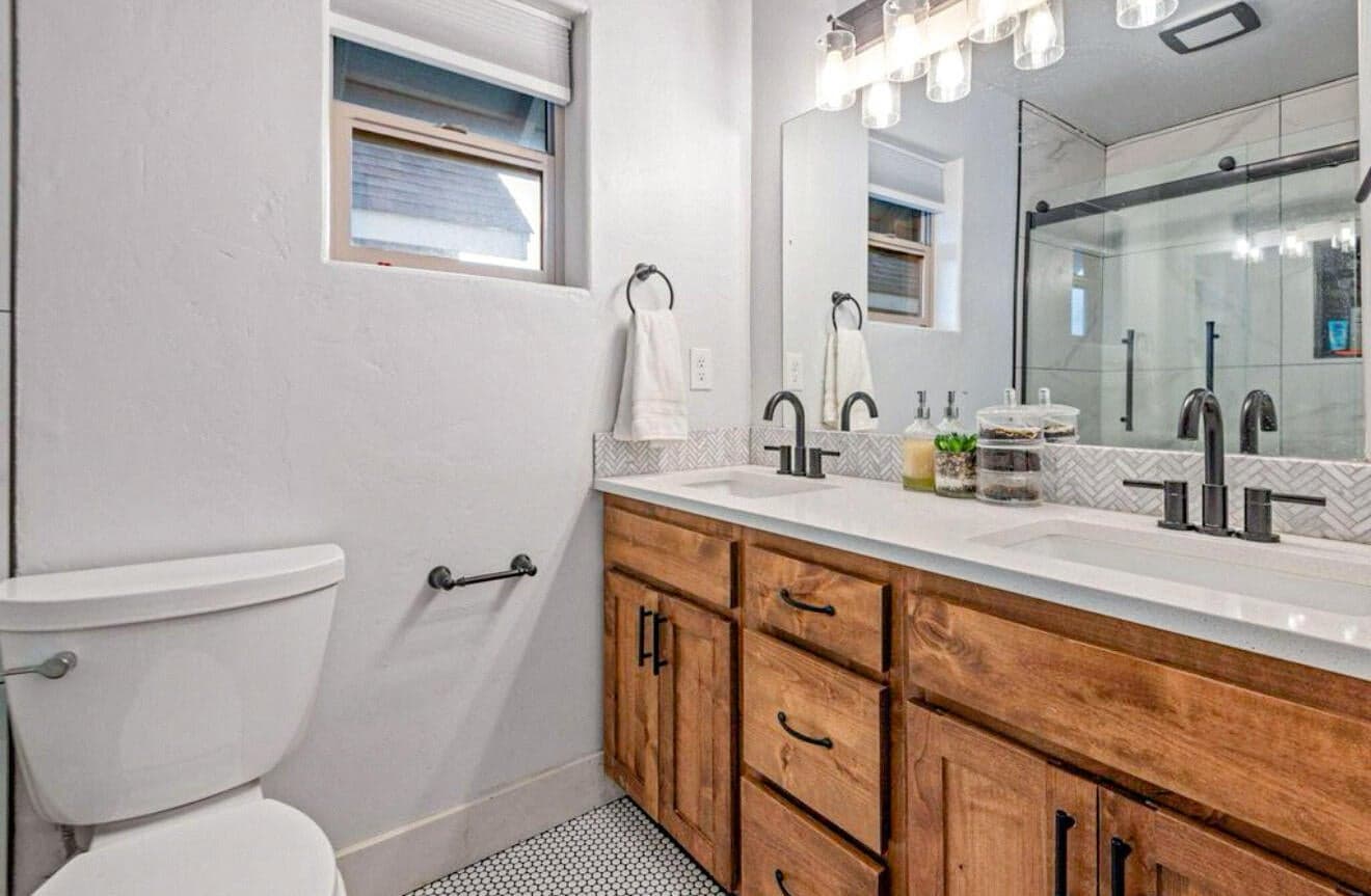 Photo of 63117 De Haviland Court 12 of 18