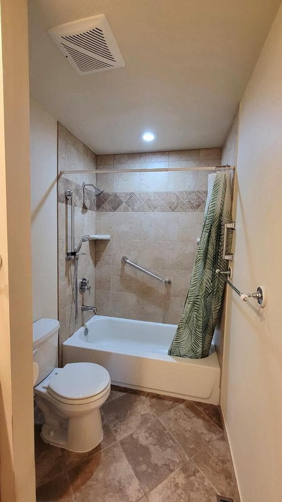 Photo of 320 SW Beaver Street 18 of 32