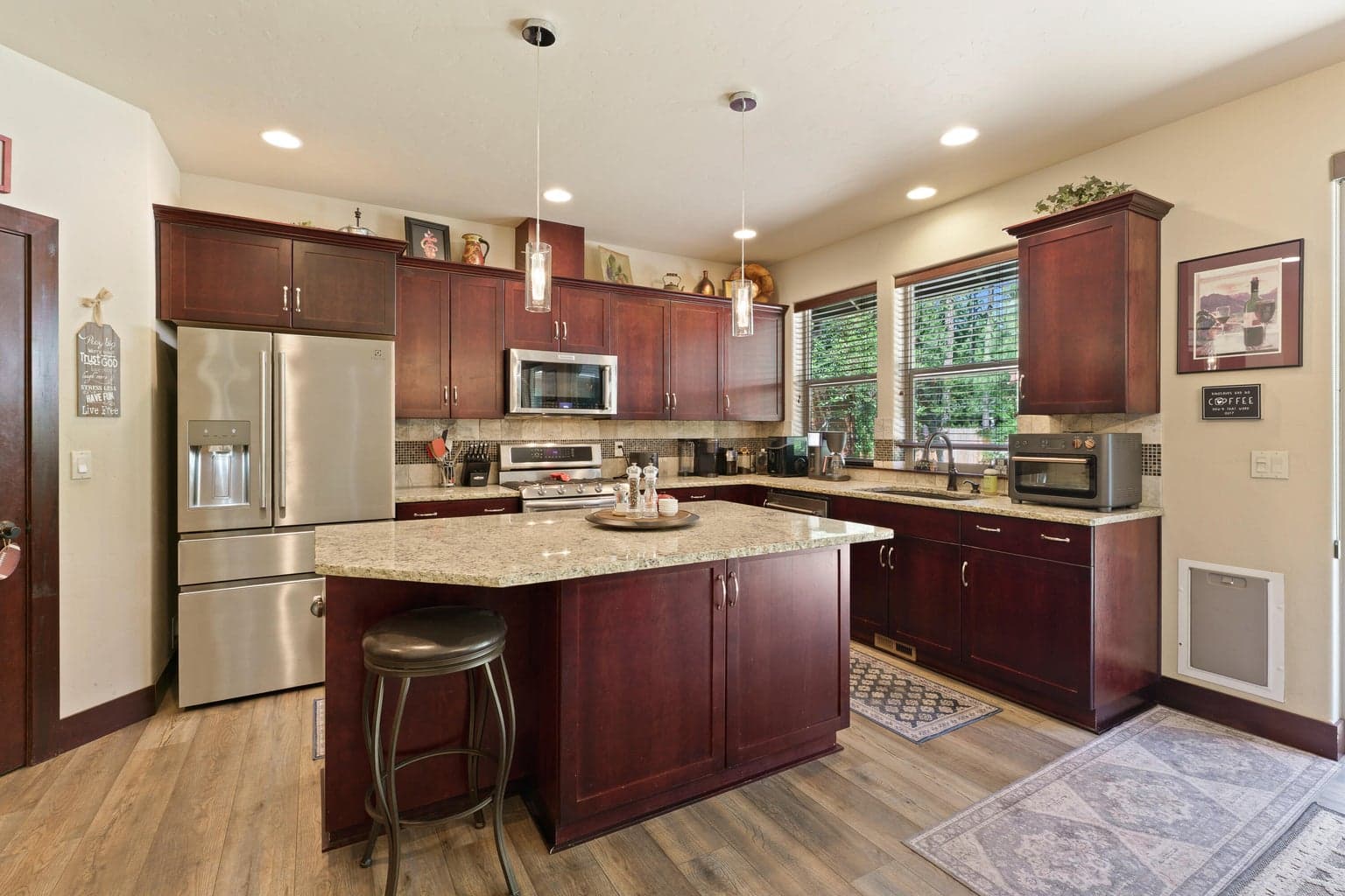 Photo of 17142 Norwalk Road 16 of 40