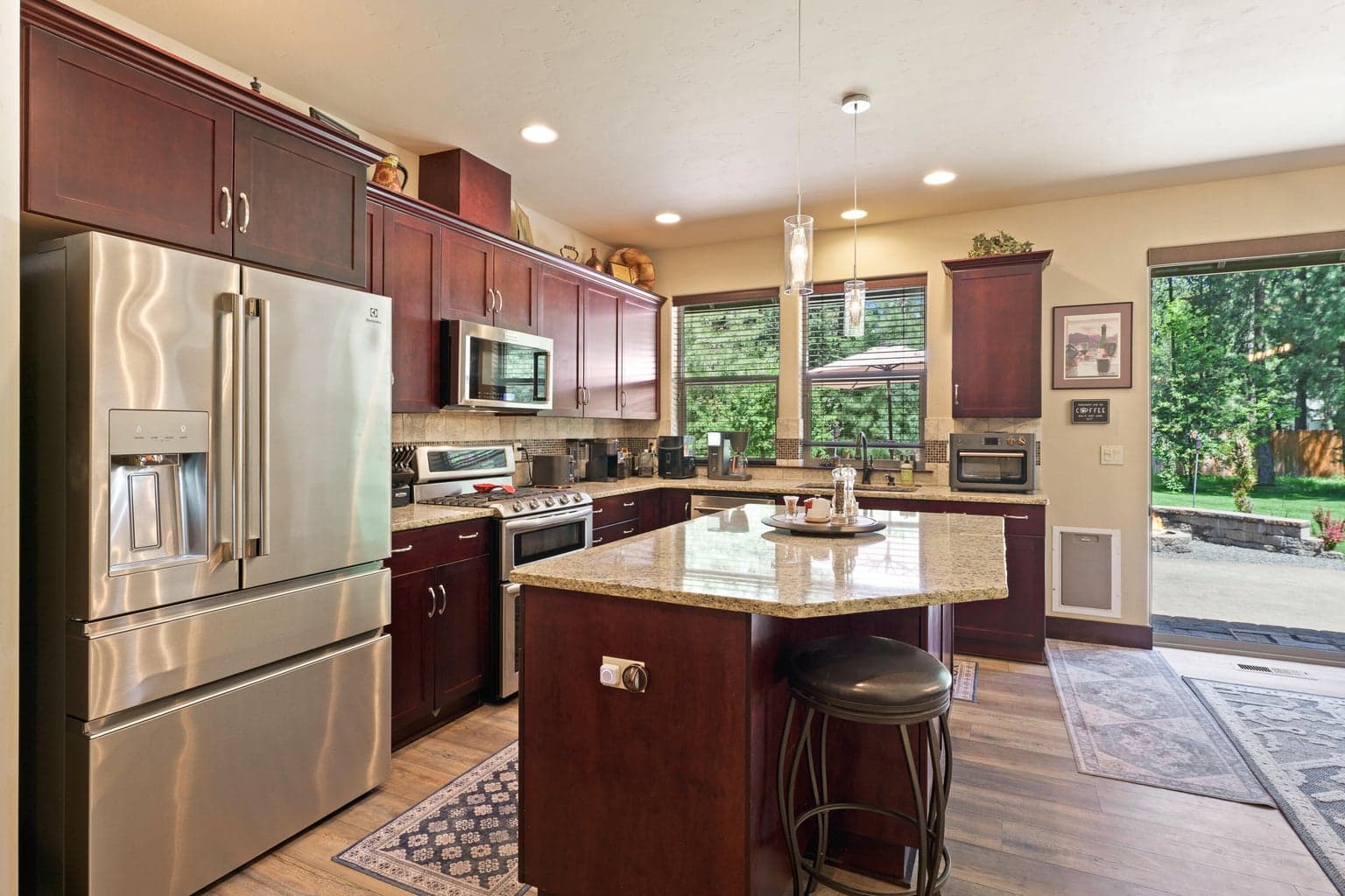 Photo of 17142 Norwalk Road 17 of 40