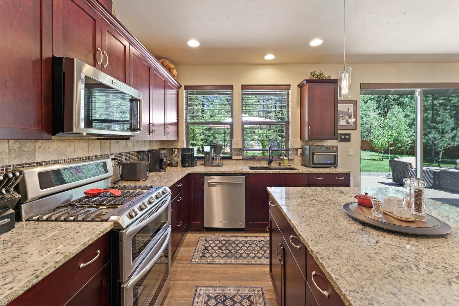 Photo of 17142 Norwalk Road 18 of 40