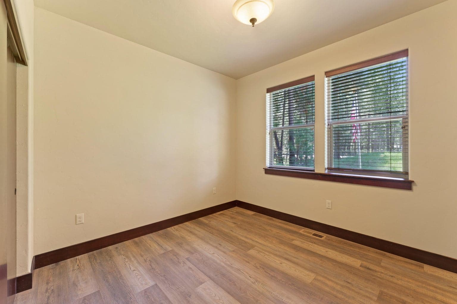 Photo of 17142 Norwalk Road 27 of 40