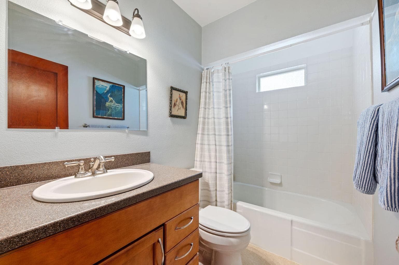 Photo of 555 SW 14th Street 13 of 24