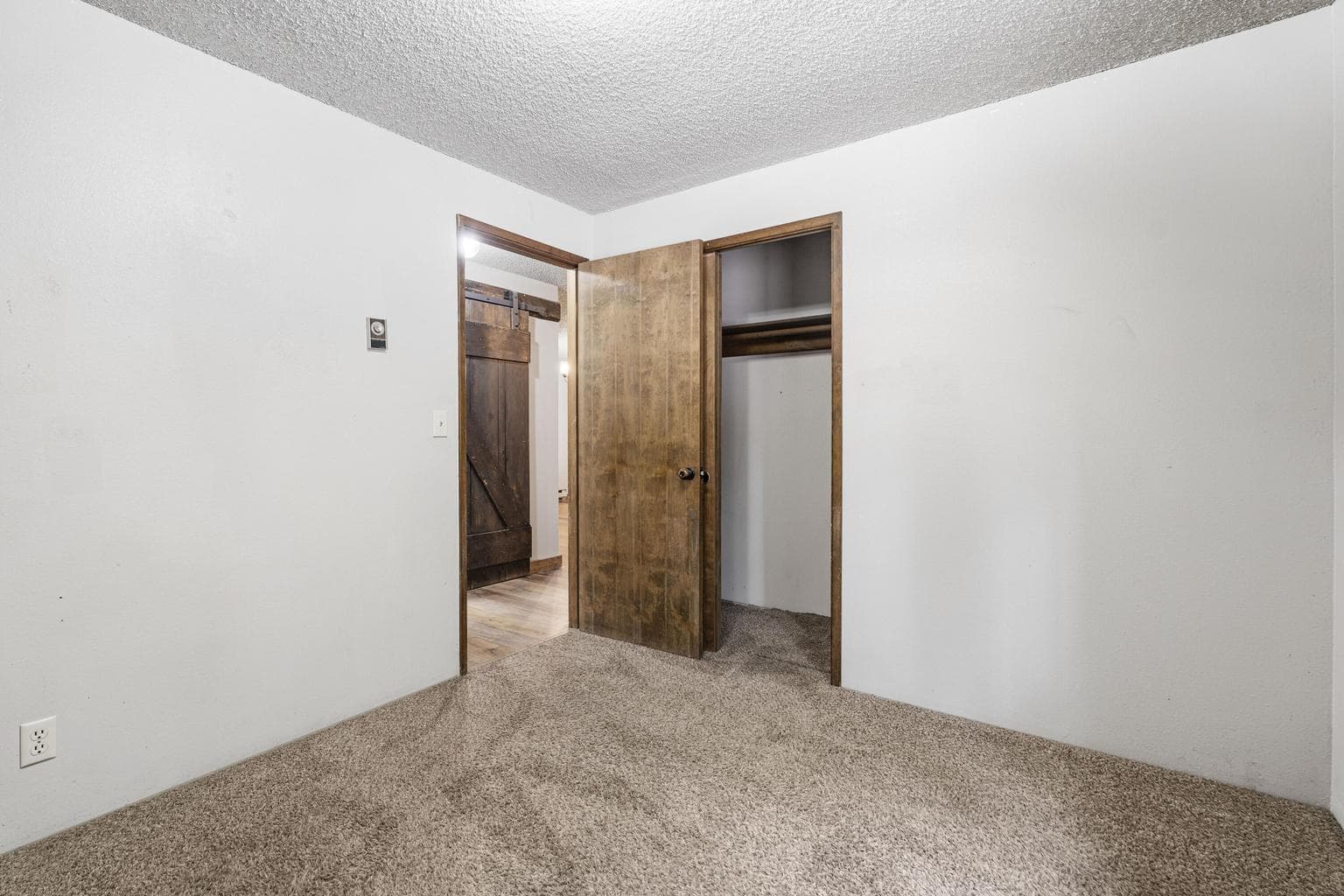 Photo of 15969 Green Forest Road 14 of 25