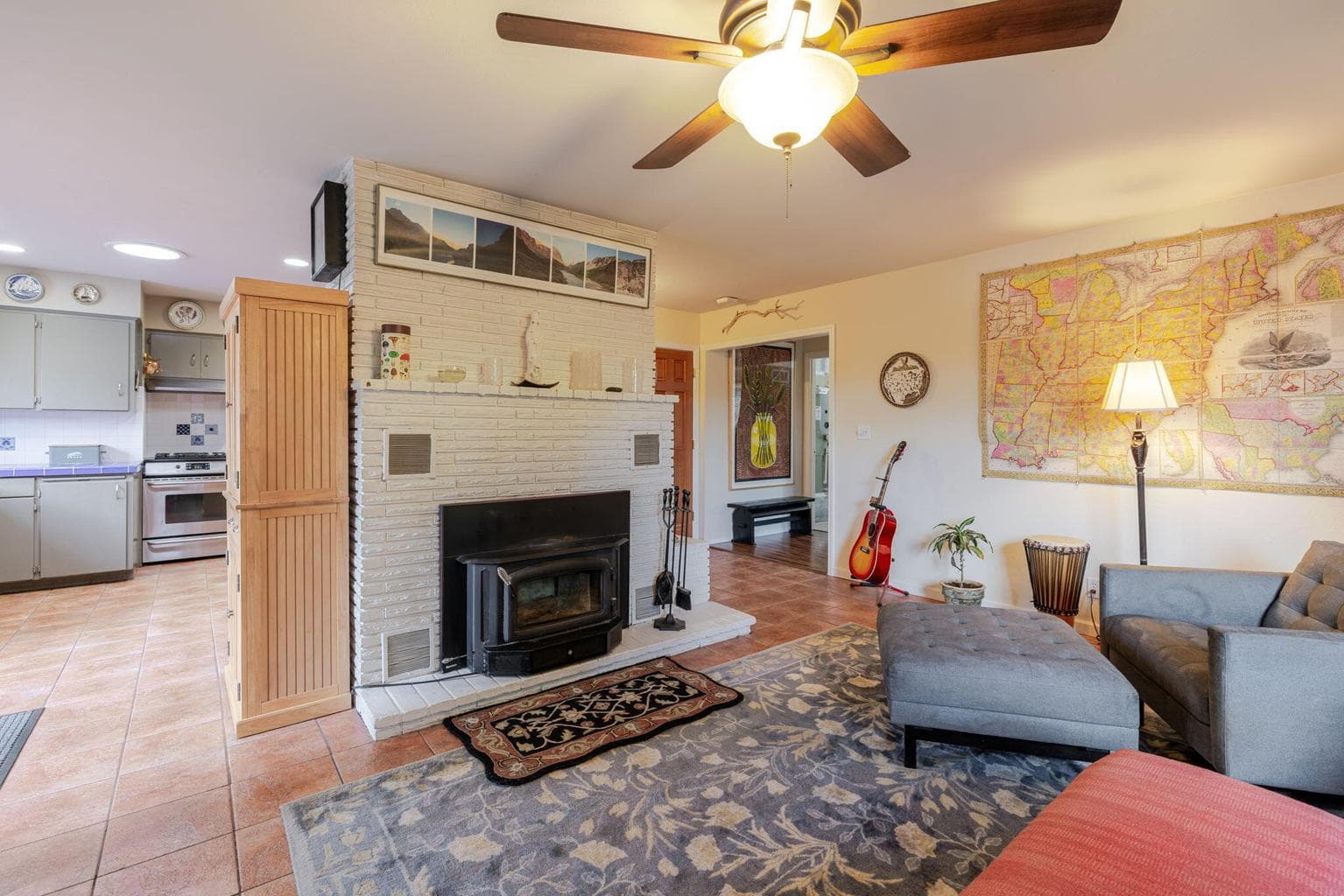 Photo of 1942 NE 6th Street 11 of 52