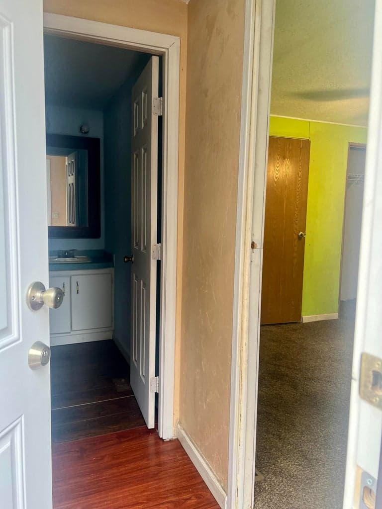 Photo of 61445 SE 27th Street 22 of 24