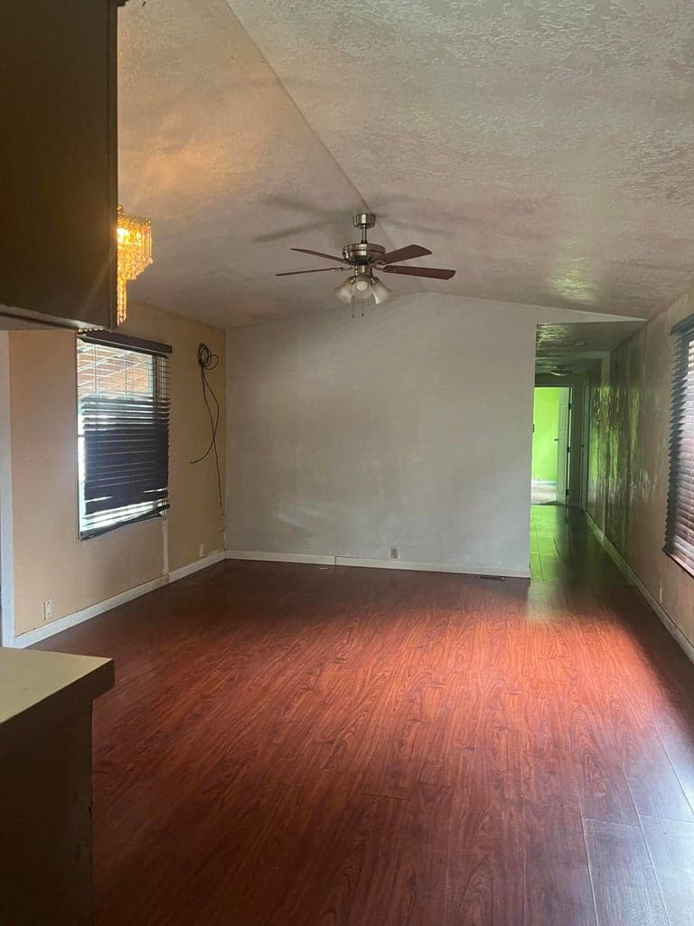 Photo of 61445 SE 27th Street 13 of 24