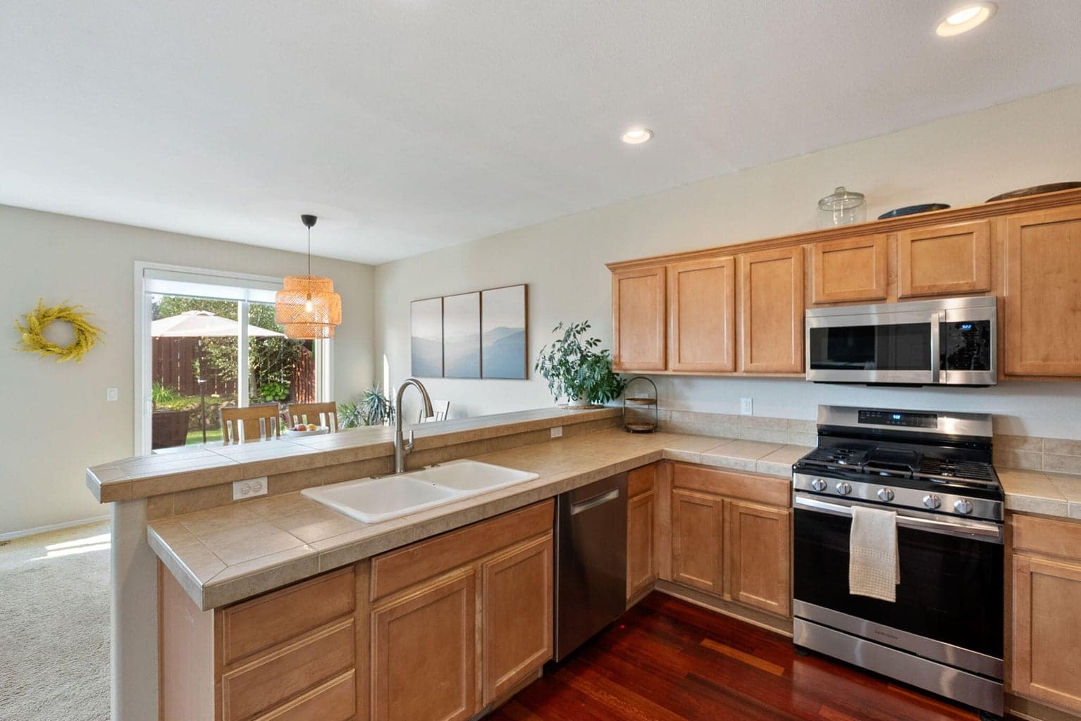 Photo of 19545 Salmonberry Court 11 of 36