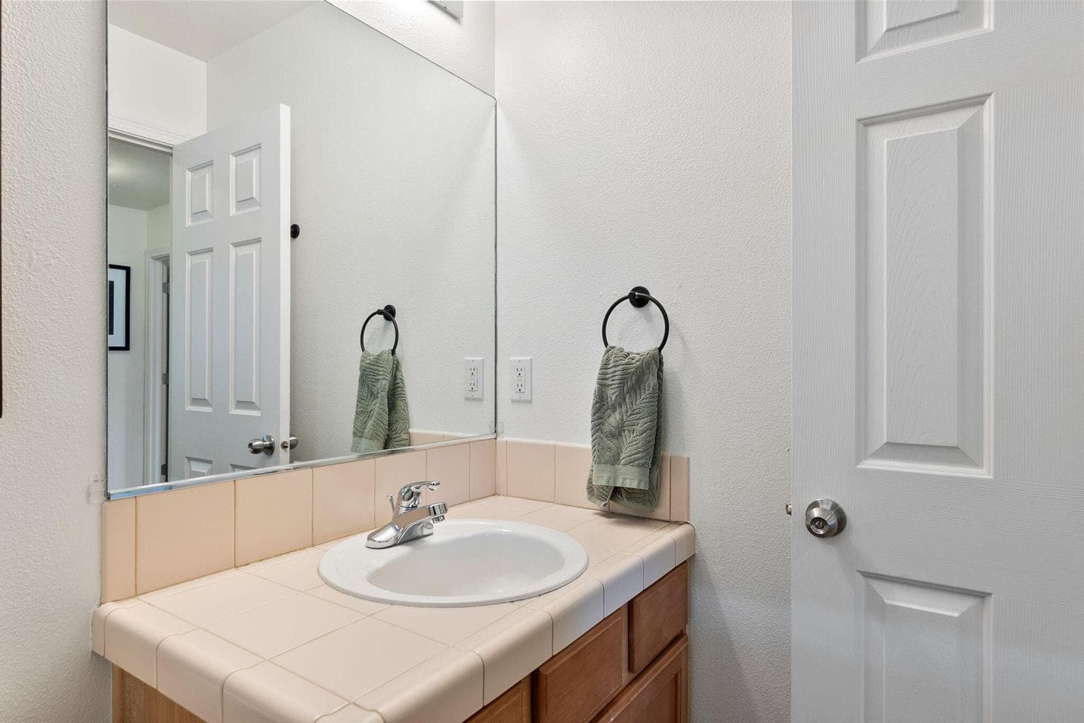 Photo of 19545 Salmonberry Court 19 of 36