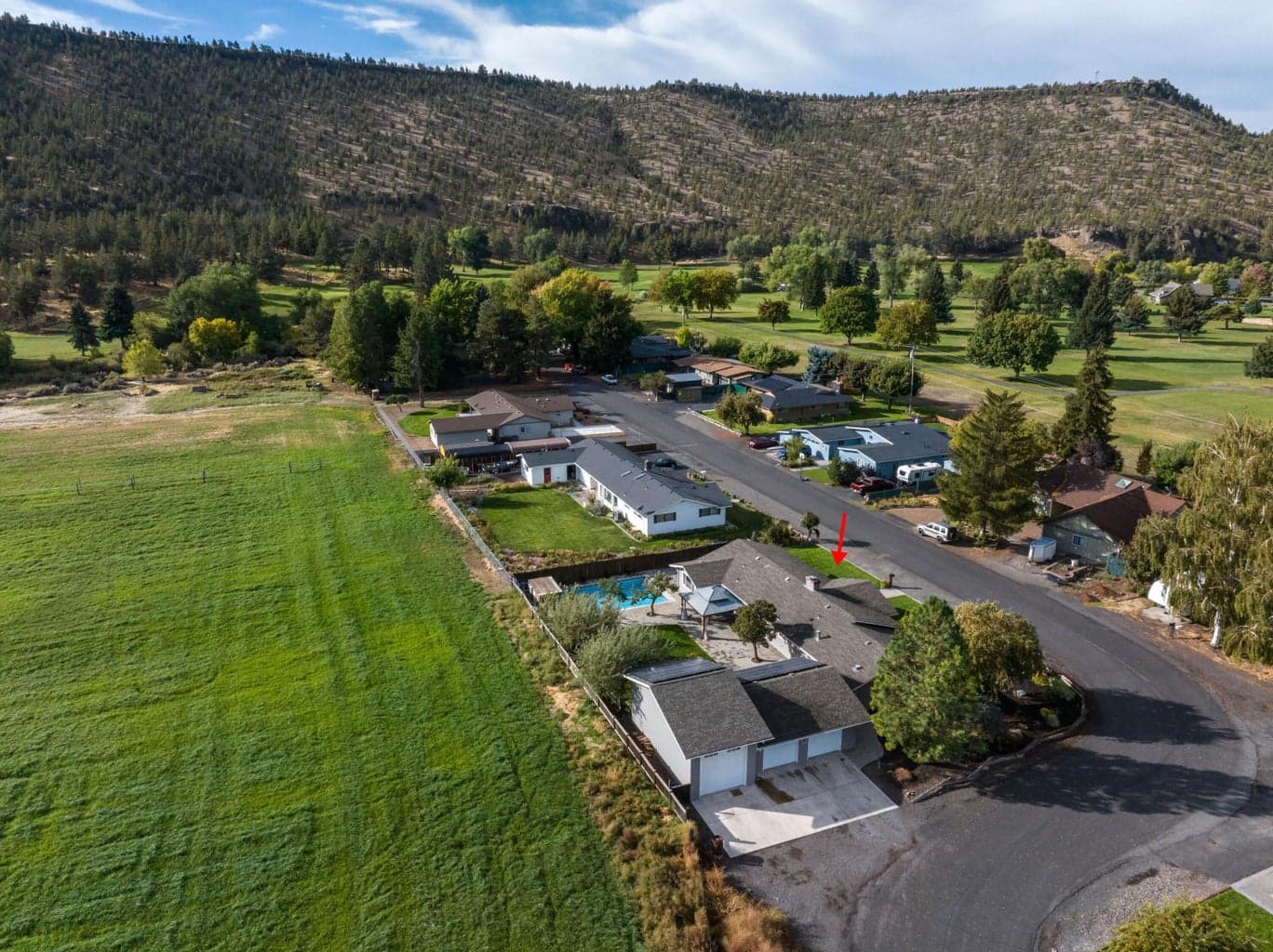 Photo of 198 NE Marmot Lane 39 of 39
