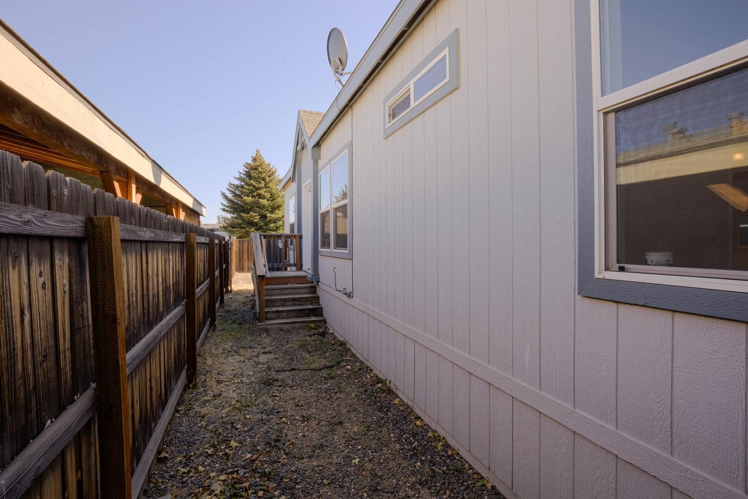 Photo of 1201 28th 5 of 36