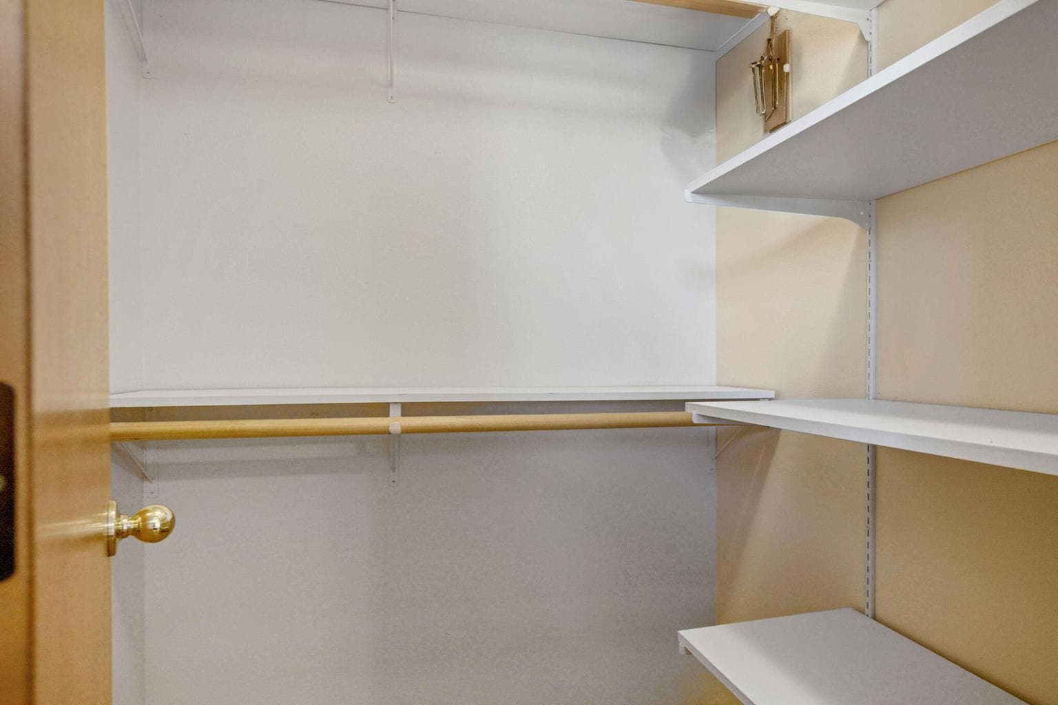 Photo of 1473 NE Mable Court 13 of 25