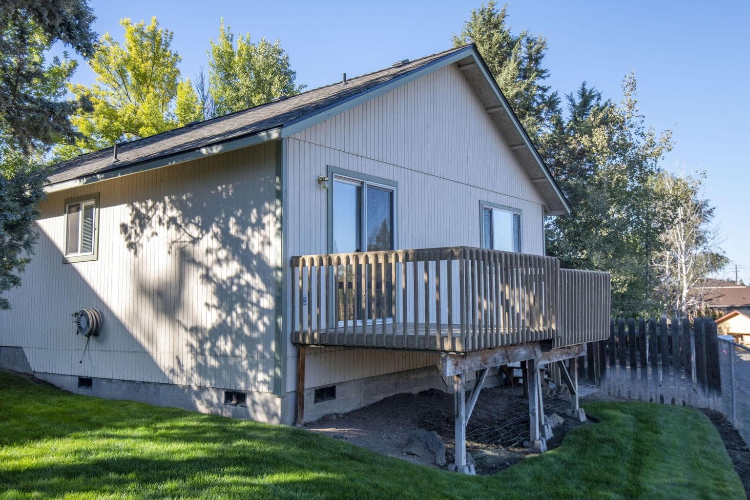 Photo of 1473 NE Mable Court 18 of 25
