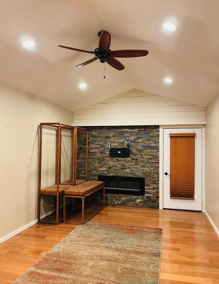 Photo of 17322 Kingsburg Road 8 of 12